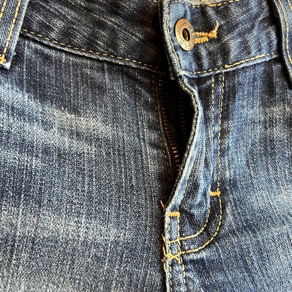 BKE bootcut Med Rise stretch distressed Jeans SZ 29 - Picture 9 of 12